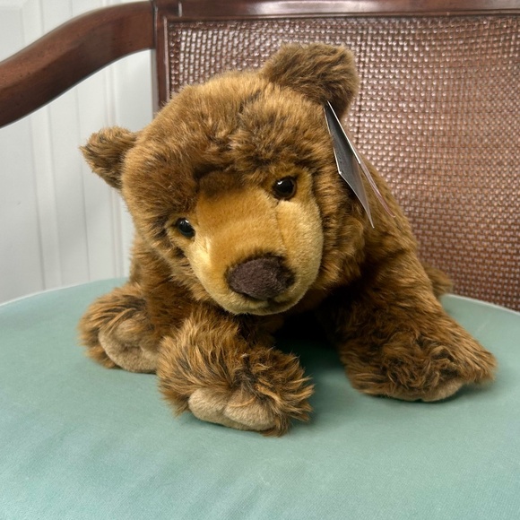 NWT FAO Schwarz Stuffed Brown Grizzly Bear - Picture 5 of 9